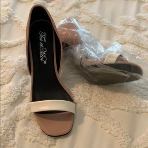 Brand New, Never been worn open toe heels!